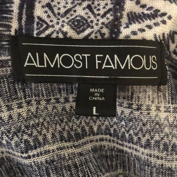 Patterned button up - Picture 5 of 5